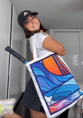 Screenshot_20220603-081158_Video Player.jpg