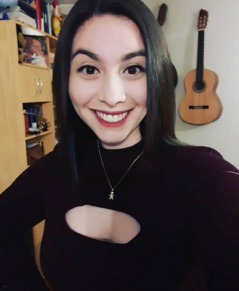 Screenshot 2022-06-09 at 21-14-53 Vanya Thais (@vanyathais) • Fotos y vídeos de Instagram.png