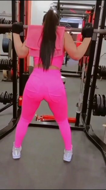 Screenshot_20220611-095045_Video Player.jpg