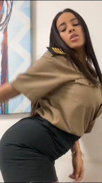 Screenshot_20220613-093810_Video Player.jpg