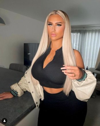 Helena Priebe (@helena.priebex) � Fotos y v�deos de Instagram - Google Chrome_Snap_048.jpg