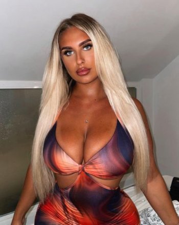 Helena Priebe (@helena.priebex) � Fotos y v�deos de Instagram - Google Chrome_Snap_051.jpg