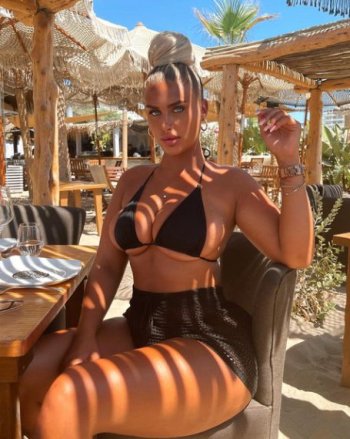 Helena Priebe (@helena.priebex) � Fotos y v�deos de Instagram - Google Chrome_Snap_053.jpg