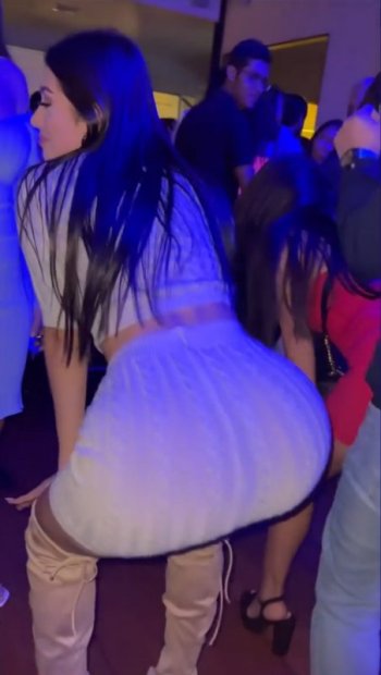 Screenshot_20220614-123559_Video Player.jpg