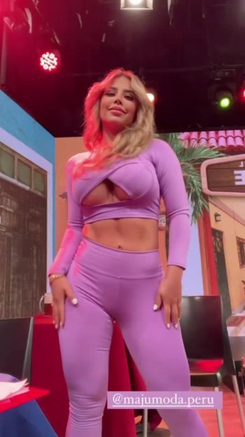 SnapInsta_f1 (1)_Momentt.jpg