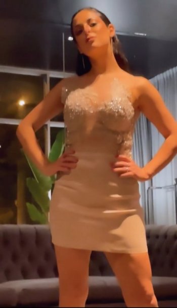 Screenshot_20220622-000224_Video Player.jpg