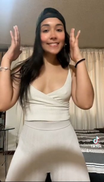 Screenshot_20220623-102318_Video Player.jpg