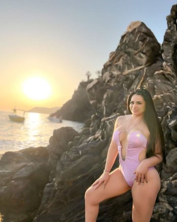 lesliemoscosooficial_289601839_556389729350466_3647819444615228179_n.jpg lesliemoscosooficial_289601839_556389729350466_3647819444615228179_n.jpg