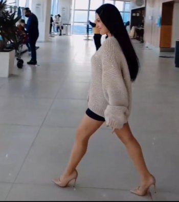 Screenshot_20220623-204600_Video Player.jpg