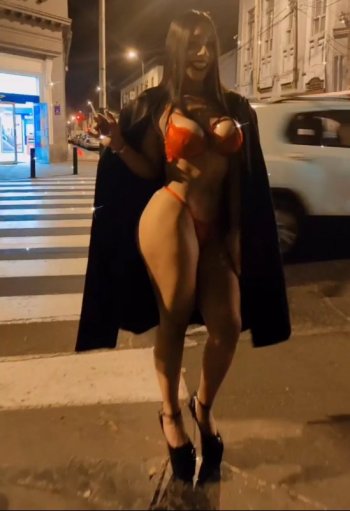 Screenshot_20220628-064856_Video Player.jpg