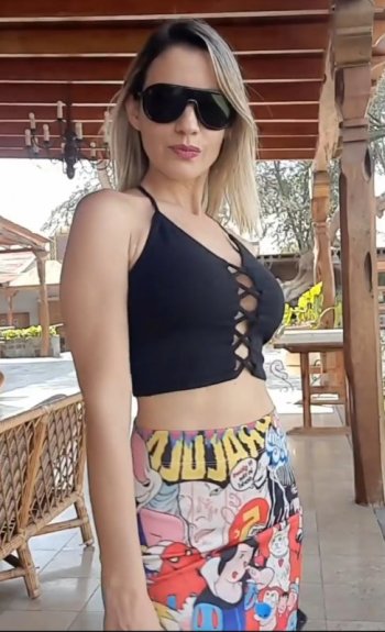 Screenshot_20220803-080720_Video Player.jpg