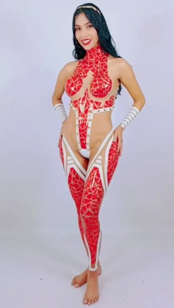 Screenshot_20220803-102301_Video Player.jpg