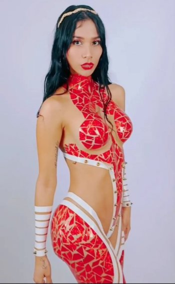 Screenshot_20220803-102539_Video Player.jpg