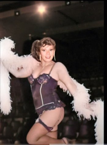 2022-06-16 18_22_24-HOMENAJE A CAMUCHA NEGRETE - YouTube (1).jpg