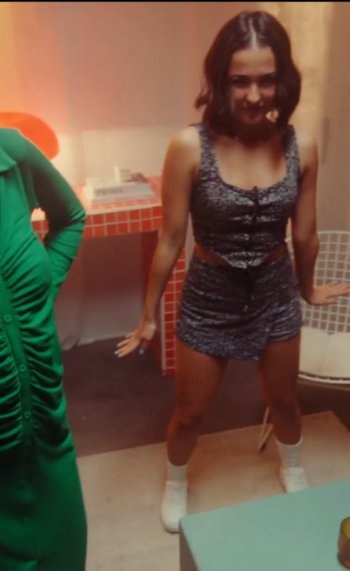 Screenshot_20220824-182309_Video Player.jpg