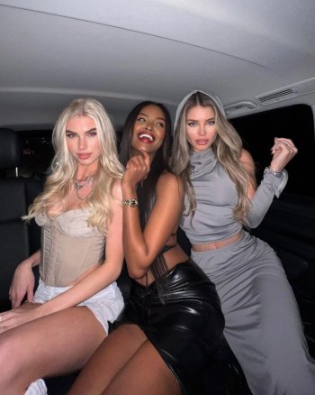 flavialaosu-___2995622067457625713___-2.jpg flavialaosu-___2995622067457625713___-2.jpg