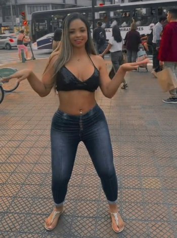 Screenshot_20221220-081551_Video Player.jpg