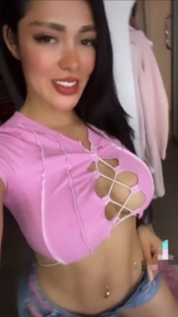 Screenshot_20221221-143646_Video Player.jpg