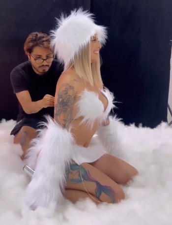 Screenshot_20221225-205334_Video Player.jpg