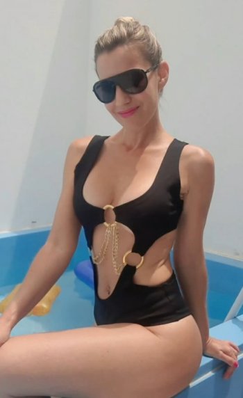 Screenshot_20221230-095631_Video Player.jpg