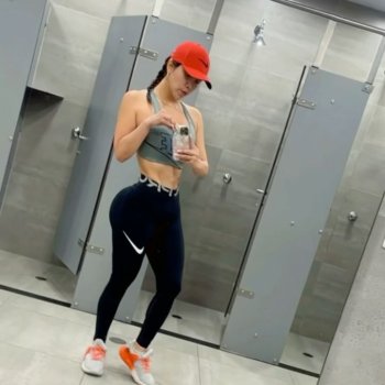 emilyvargasoficial PHOTO.jpg