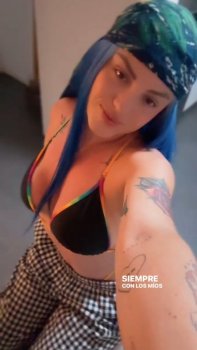 Screenshot_20250408_044005_Video Player.jpg