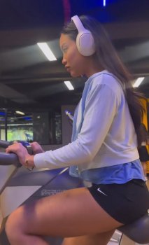 Screenshot_20250409_081122_Video Player.jpg