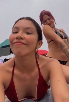 Screenshot_20250410_104352_Video Player.jpg