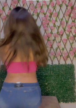 Screenshot_20250411_081919_Video Player.jpg