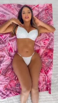 Screenshot_20250411_082244_Video Player.jpg