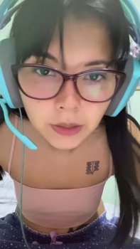 Screenshot_20250411_092859_Video Player.jpg