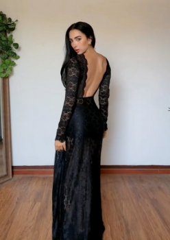 Screenshot_20250412_085333_Video Player.jpg