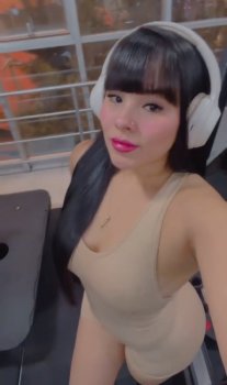 Screenshot_20250413_004428_Video Player.jpg