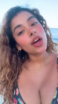 Screenshot_20250413_014217_Video Player.jpg