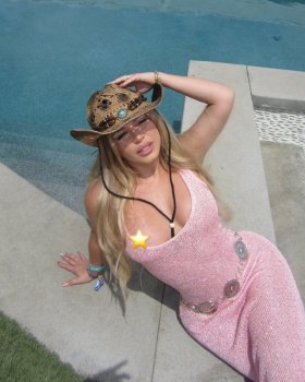 1126305367.jpg 1126305367.jpg