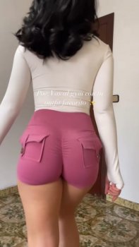 Screenshot_20250415_060652_Video Player.jpg