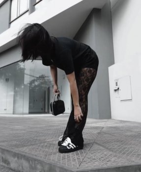 Screenshot_20250416_060642_Video Player.jpg