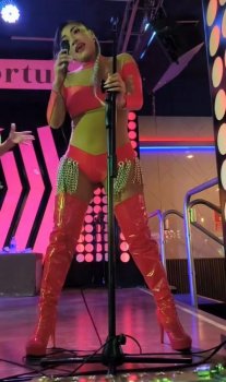 Screenshot_20250416_071125_Video Player.jpg