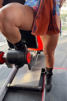 Screenshot_20250416_191148_Video Player.jpg