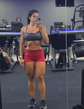 Screenshot_20250418_192318_Video Player.jpg