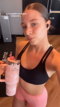 Screenshot_20250419_002804_Video Player.jpg