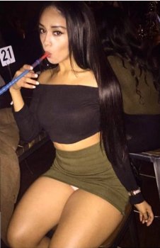 YaelinHernandez, onlyyaelin, upskirt, thighs.jpg