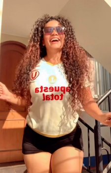 Screenshot_20250423_011919_Video Player.jpg