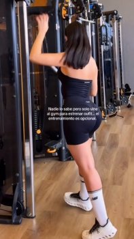 Screenshot_20250424_070015_Video Player.jpg