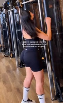 Screenshot_20250424_065958_Video Player.jpg