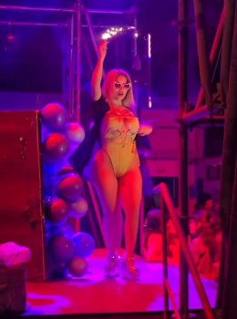 Screenshot_20250426_075414_Video Player.jpg