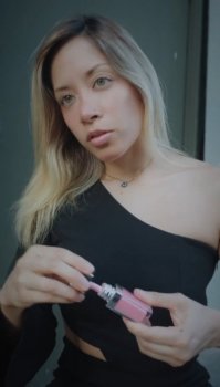 Screenshot_20250427_093319_Video Player.jpg