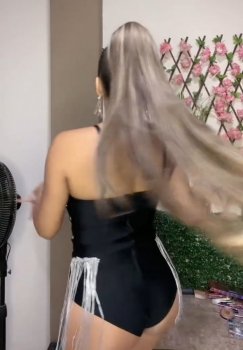 Screenshot_20250428_074340_Video Player.jpg