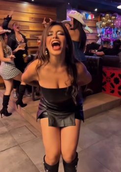 Screenshot_20250429_063112_Video Player.jpg