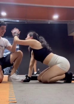 Screenshot_20250429_190015_Video Player.jpg